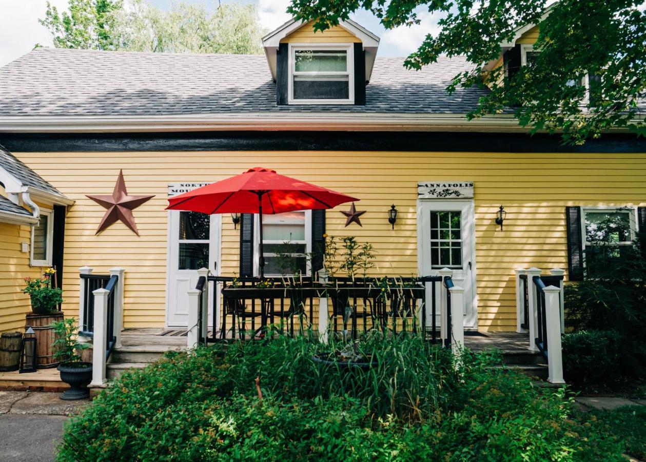 Farmhouse Inn B&B Canning Exterior photo